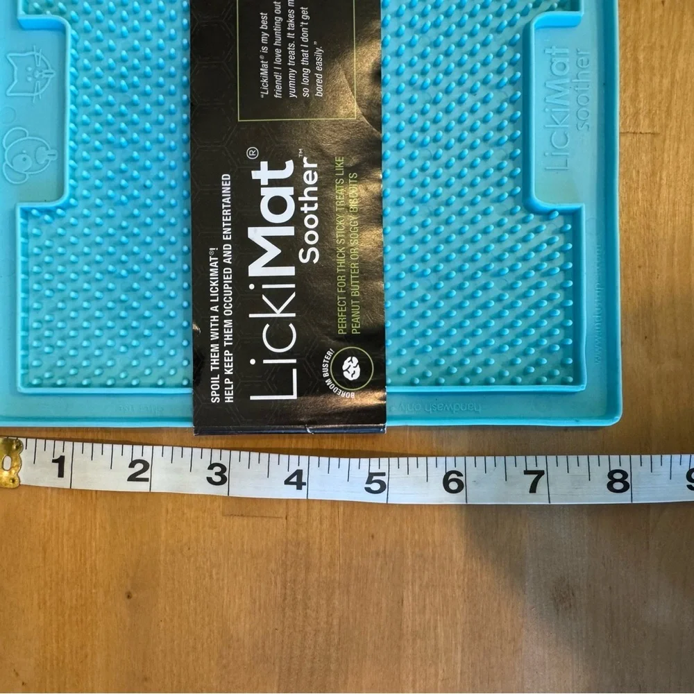 🌈 6/$60 The LickiMat Soother Turquoise Blue 8”x8” Slow Down Dog Feeder Small Dog - Picture 4 of 8